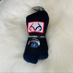 NWT Realtree Men’s 2 in 1 Set of Patriotic Tee with Matching Baseball Hat